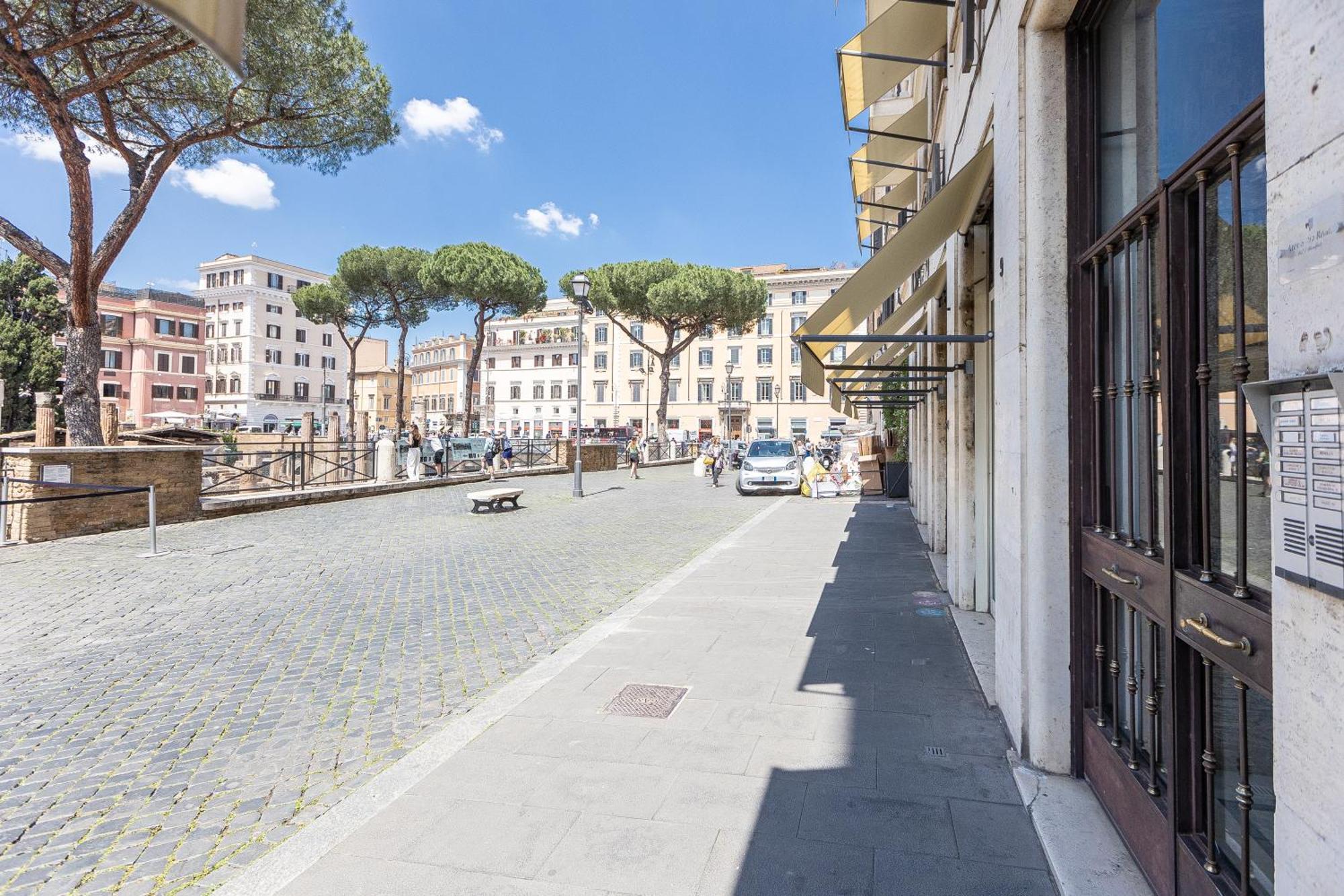 Argentina Penthouse By Rental In Rome Roma Exterior foto