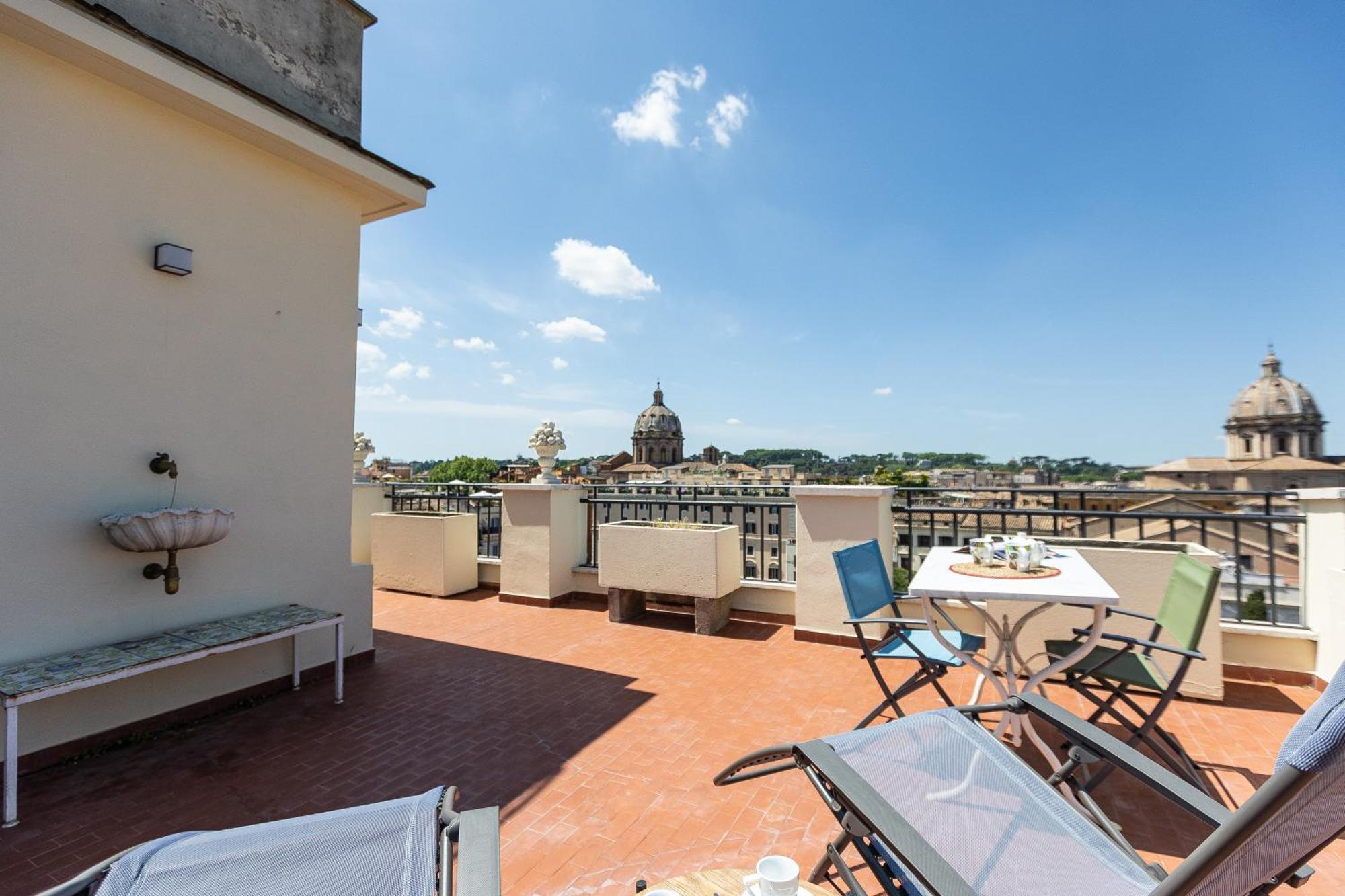 Argentina Penthouse By Rental In Rome Roma Exterior foto